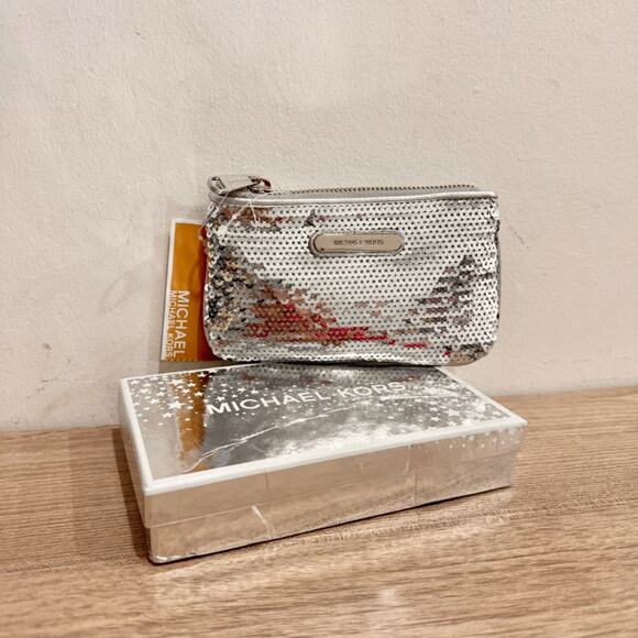 NWT Michael Kors Embellished Sequin Zipper Coin Purse Metallic Silver - Picture 1 of 11